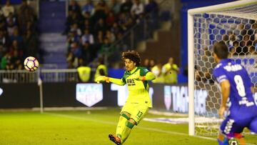 Ochoa y el Granada se siguen hundiendo en La Liga