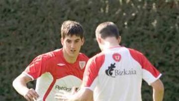 <b>¿IRÁ AL BANQUILLO? </b>San José dejó su puesto a Ustaritz ante el Valencia y no tiene seguro volver al once.