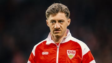 BERLIN, GERMANY - APRIL 19: Angelo Stiller of VfB Stuttgart warms up prior the Bundesliga match between 1. FC Union Berlin and VfB Stuttgart at Stadion An der Alten Foersterei on April 19, 2025 in Berlin, Germany. (Photo by Luciano Lima/Getty Images)