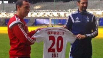 Marcelo Díaz utilizará la camiseta 20 en el Hamburgo.