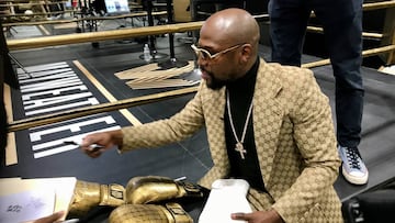 El boxeador estadounidense mencionó que podría invertir en el mencionado equipo de la Premier League de Inglaterra si la afición le da su aprobación.