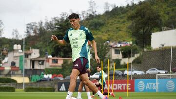 La Selección Mexicana ya entrenó en el CAR sin cuadro completo