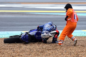 Cada del piloto portugus de Pramac Racing, Miguel Oliveira, durante el Gran Premio de Francia de MotoGP.