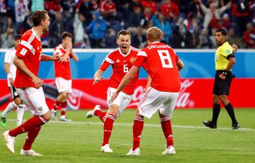 2-0. Denis Cheryshev celebró el segundo tanto.