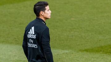 James vuelve a ser convocado por Zidane y viaja a Arabia