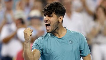 MASON, OHIO - AUGUST 13: Carlos Alcaraz celebrates his win against Luca Nardi of Italy during the Cincinnati Open at Lindner Family Tennis Center on August 13, 2025 in Mason, Ohio. Matthew Stockman/Getty Images/AFP (Photo by MATTHEW STOCKMAN / GETTY IMAGES NORTH AMERICA / Getty Images via AFP)