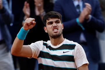 Carlos Alcaraz clinches French Open victory