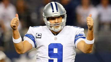 ARLINGTON, TX - JANUARY 04:  Tony Romo #9 of the Dallas Cowboys gestures against the Detroit Lions during the second half of their NFC Wild Card Playoff game at AT&amp;T Stadium on January 4, 2015 in Arlington, Texas.  (Photo by Tom Pennington/Getty Images)