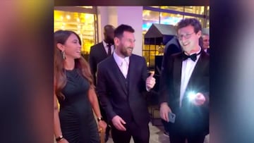 Nada sorprende a Messi: El truco de un mago que sale mal