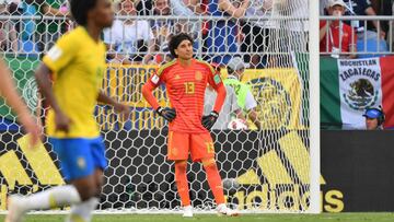 Ochoa se luce pero duda de movimientos en cancha