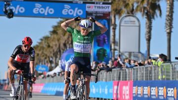 Wurtz Schmidt celebra su triunfo en Tirreno.