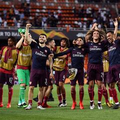 El Arsenal tuvo problemas para despegar de Valencia