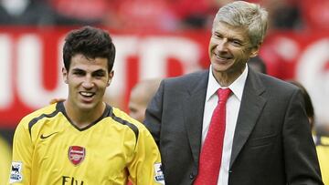 “No puedo...”: ex compañero de Alexis recuerda el día que le tiró pizza a Sir Alex Ferguson