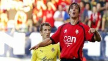 <b>DERROTADOS.</B> Los goles de Romeo auguaron el debut del Villarreal. Esta derrota, según Arruabarrena, debe hacerlos reflexionar sobre sucesivos encuentros tanto en Liga como en Champions.