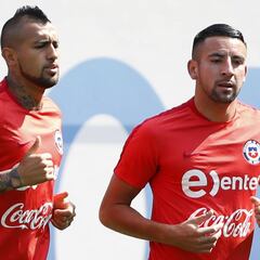 Isla revela la conversación con Vidal antes de firmar en Flamengo