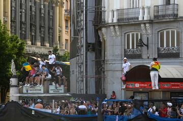 Los aficionados en la Puerta del Sol. 