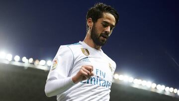 MALAGA, SPAIN - APRIL 15:  Isco Alarcon of Real Madrid reacts during the La Liga match between Malaga CF and Real Madrid CF at Estadio La Rosaleda on April 15, 2018 in Malaga, Spain.  (Photo by Aitor Alcalde/Getty Images)