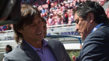 Matías Almeyda no se separa de Chivas; se comunica con Tena