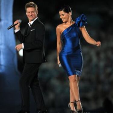 Nelly Furtado pone la belleza en los himnos del All Star