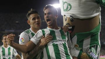 Fabi&aacute;n celebra su gol junto a Sanabria y Palmer&iacute;n. 