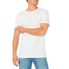 Completa tus básicos para toda la semana con este juego de camisetas interiores superventas