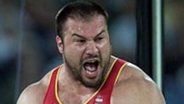 <b>ARROLLADOR.</b> En una prueba que ha mostrado un altísimo nivel, el atleta español ha necesitado batir dos veces su propio récord de España para lograr sobresalir.