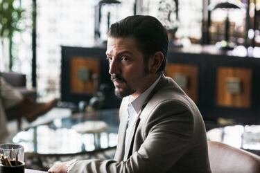 El estreno de la tercera temporada de la serie Narcos han hecho que Diego Luna sea de los actores más comentados. El histrión representa el papel del narcotraficante Félix Gallardo.