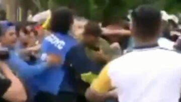 ¡Zárate entró a La Bombonera caminando y desató la locura!