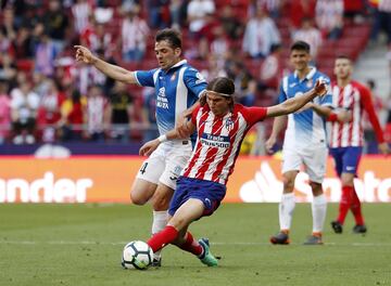 Filipe Luís volvió a ser titular un mes y 21 días después de su lesión.