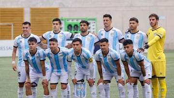 Magallanes despidió a su DT y en menos de 24 horas presentó a otro: será su décimo club en Chile