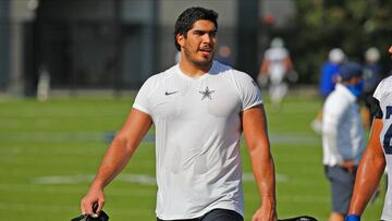 Isaac Alarcón en el training camp de los Cowboys.