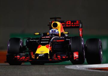 Daniel Ricciardo of Australia for Red Bull will start in third.