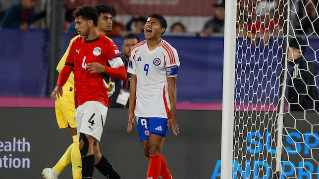 Las métricas de Córdova vuelven a fallar y Chile sufre un duro mazazo en el Mundial