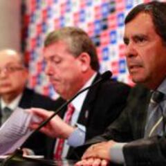 Azul Azul reconoce error y asegura que Becaccece llega