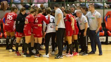 Imagen del equipo de balonmano femenino húngaro Vaci NKSE.