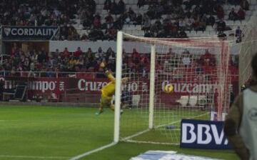 GOL 1-0 de Nico Pareja