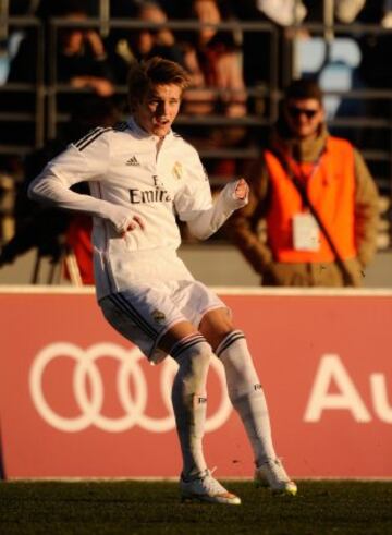 Odegaard marcó su primer tanto oficial con el Real Madrid Castilla ante el Barakaldo.