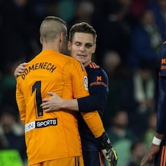 1x1 del Valencia: El 'pirata' Gameiro nunca dejó de creer