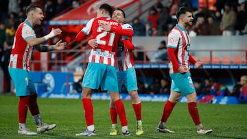 El Lugo respira después de llevarse el derbi ante el Ourense.