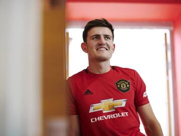 Harry Maguire: Leicester City to Manchester United (£80 million)