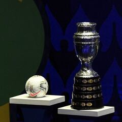 Presidente de Argentina ofrece hacer toda la Copa América