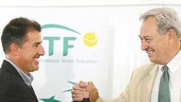 <b>SE DESEARON SUERTE. </b>Avendaño saludó a Alan Schwartz, presidente de la Federación de tenis de EE UU.