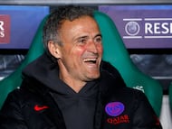 Paris Saint-Germain's Spanish headcoach Luis Enrique laughs before the UEFA Champions League league phase day 7 football match between Sporting CP and Paris Saint Germain at Jose Alvalade stadium in Lisbon on January 20, 2026. (Photo by FILIPE AMORIM / AFP)