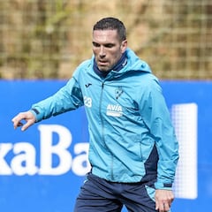 Arbilla: "Sería egoísta pensar ahora en acabar la liga con tanta gente pasándolo muy mal"