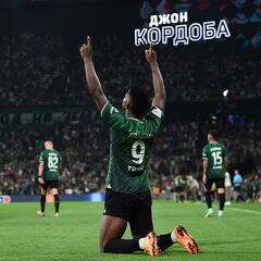 Jhon Córdoba responde con gol a su convocatoria a Selección