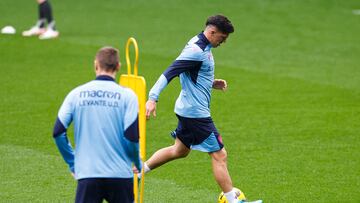 16/02/24 ENTRENAMIENTO DEL LEVANTE UD
ANDER CAPA