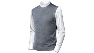 El chaleco de punto para hombre que aporta calidez y elegancia