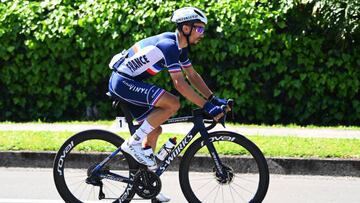 WOLLONGONG, AUSTRALIA - SEPTEMBER 25: Julian Alaphilippe of France competes during the 95th UCI Road World Championships 2022, Men Elite Road Race a 266,9km race from Helensburgh to Wollongong / #Wollongong2022 / on September 25, 2022 in Wollongong, Australia. (Photo by Tim de Waele/Getty Images)
