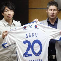 Shibasaki: "Vine porque quería mejorar mi nivel de juego"