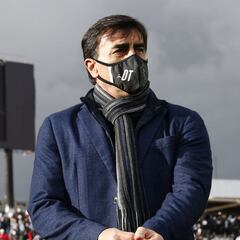 Quinteros insiste por el '9': "Di nombres; ya debería estar acá"